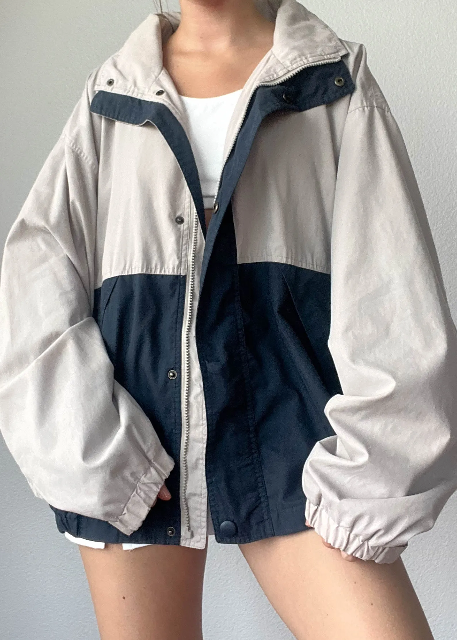 90's Navy & Gray Windbreaker (L)