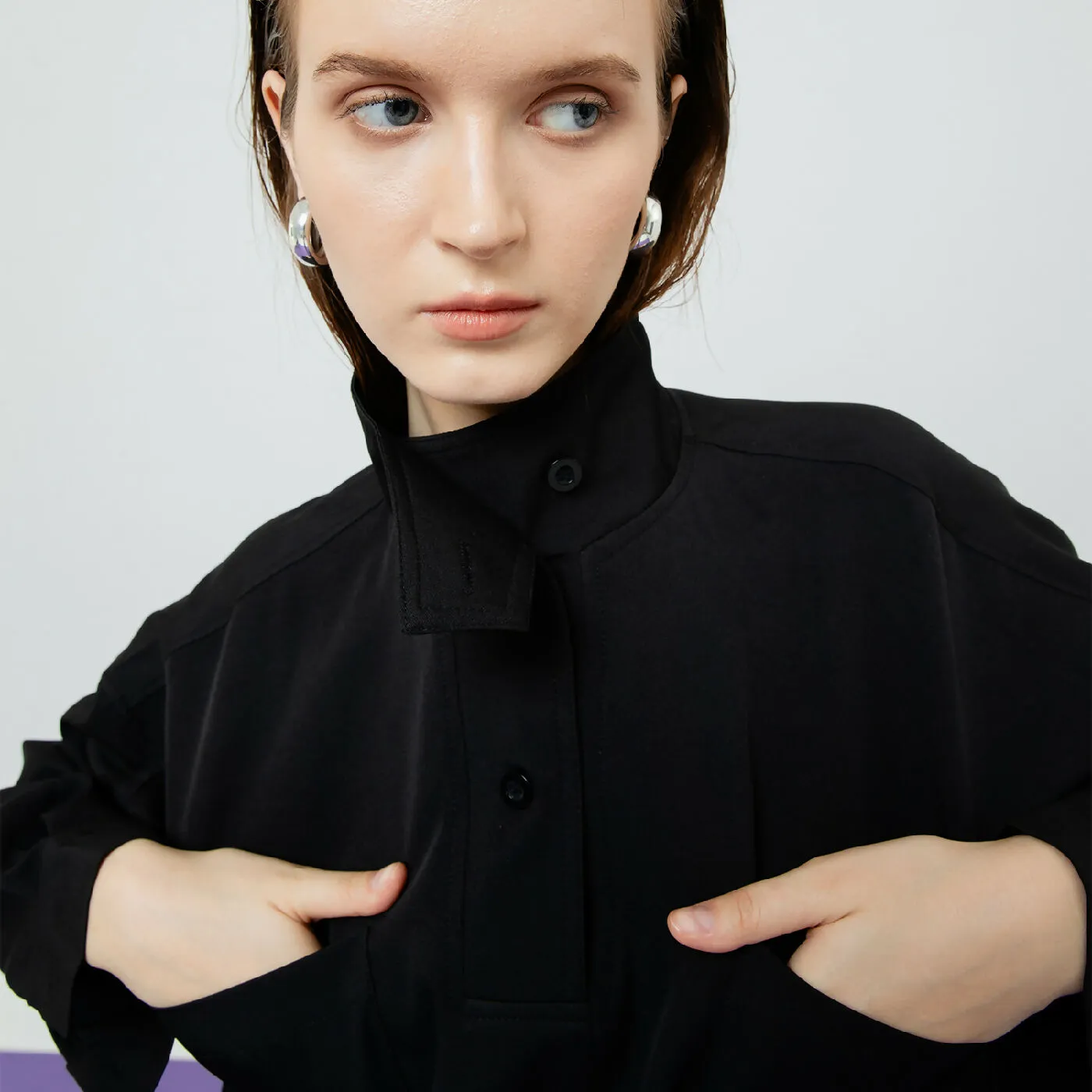 ATSTHELABEL GWEN BLACK TURTLENECK TOP