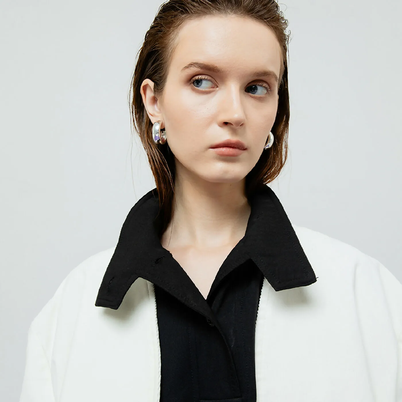 ATSTHELABEL GWEN BLACK TURTLENECK TOP