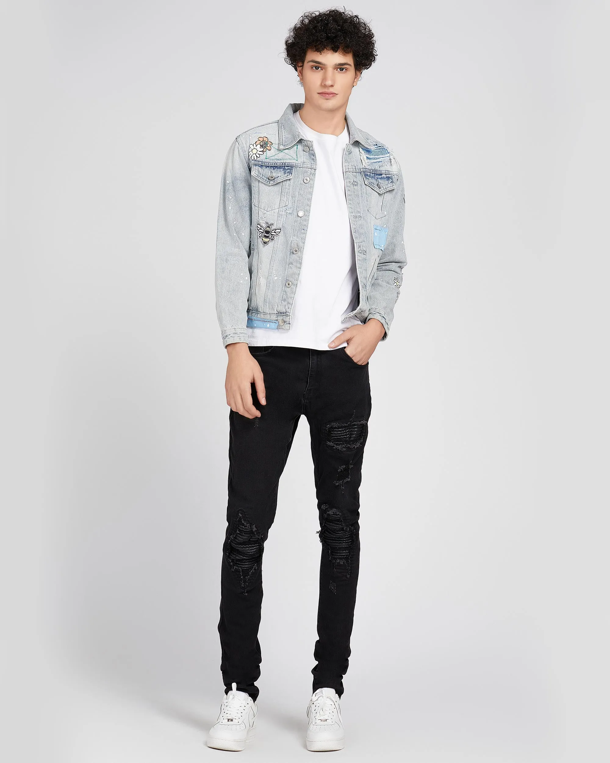 Casual and Versatile Blue Rip & Repair Denim Jacket