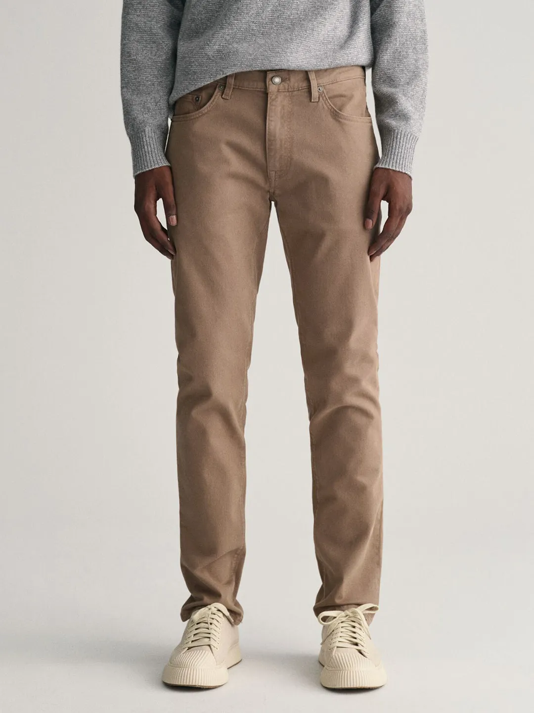 Gant Men Brown Solid Slim Fit Mid-Rise Jeans