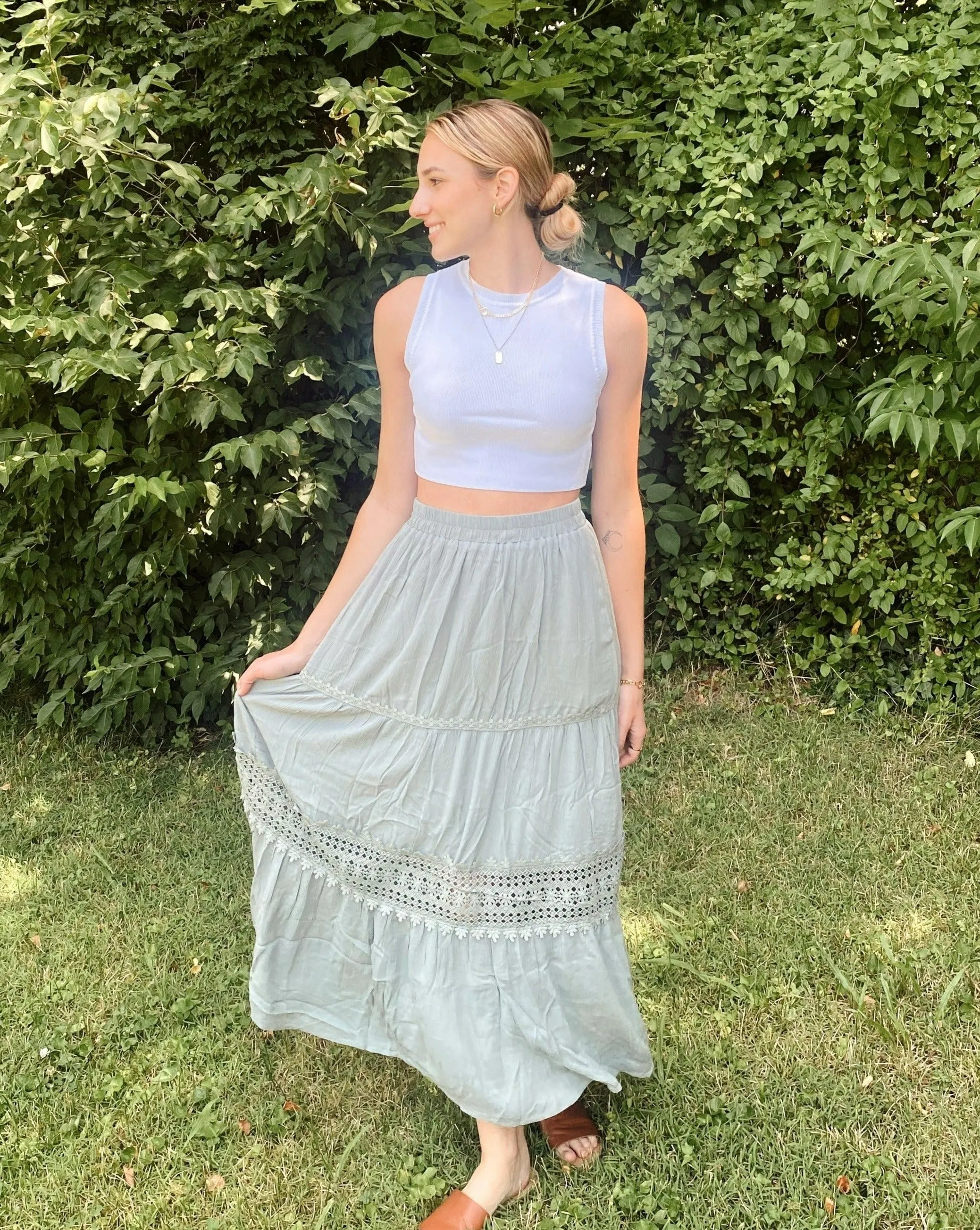 MEROKEETY High Waist Lace Trim Tiered Pleated Skirt