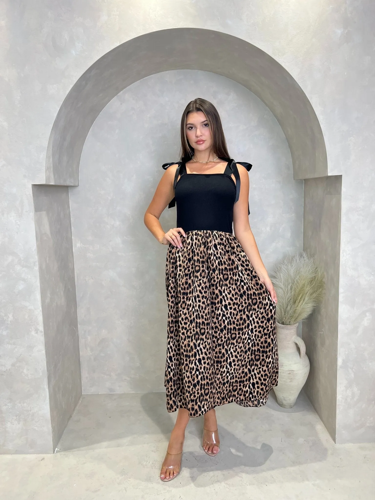 Puff Tie Shoulder Midi Dress